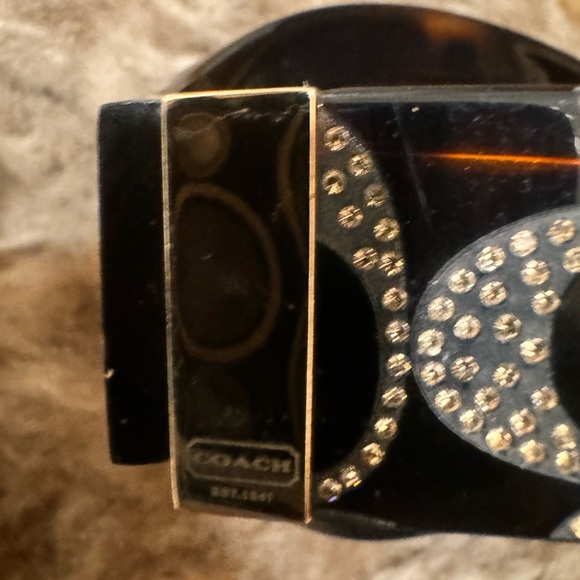 Coach Tortoise S459 used once or never! Gorgeous style! - Picture 3 of 4